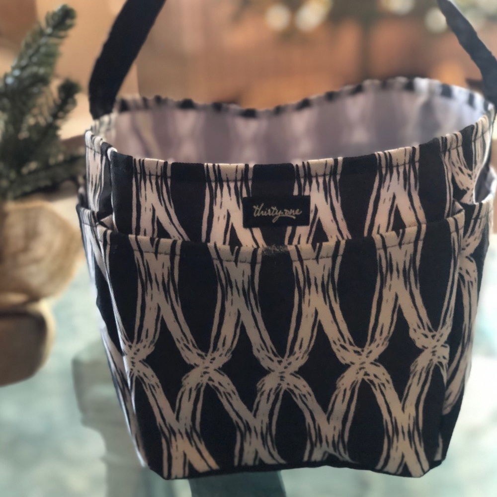 Thirty-one Creative Caddy
